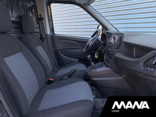 Fiat Dobló Cargo 1.3 MJ L1H1 Actual Airco Trekhaak Bluetooth 12V Betonplex USB Zwart AUX ASR ActivLease financial lease