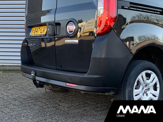 Fiat Dobló Cargo 1.3 MJ L1H1 Actual Airco Trekhaak Bluetooth 12V Betonplex USB Zwart AUX ASR ActivLease financial lease