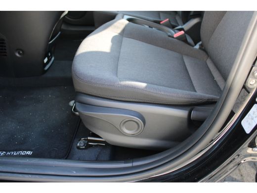 Hyundai Inster Hyundai Evolve Sky Plus 49 kWh | DEMO | 360 graden camera | Stoelverwarming | | Achteruitrijcamer... ActivLease financial lease
