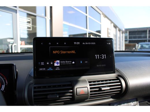 Hyundai Inster Hyundai Evolve Sky Plus 49 kWh | DEMO | 360 graden camera | Stoelverwarming | | Achteruitrijcamer... ActivLease financial lease