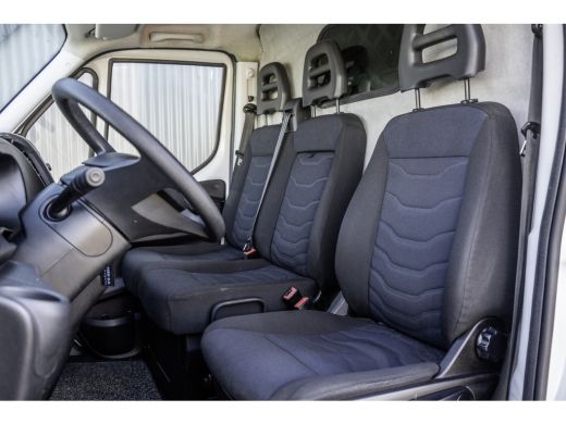 Iveco Daily 35S16V 2.3 | L4H2 | Automaat | Topstaat | Euro 6 | 155 PK | Cruise | Climate | 3500 KG Trekgewicht ActivLease financial lease