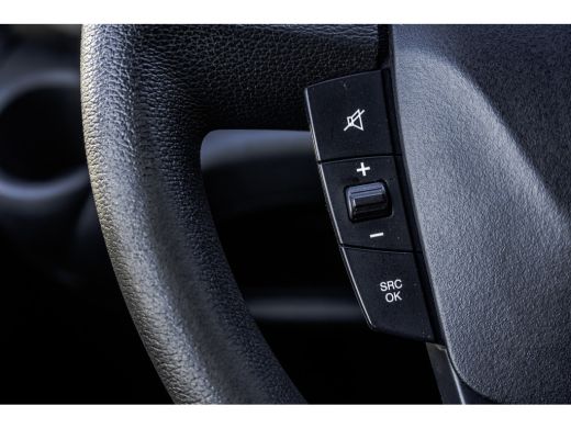 Iveco Daily 35S16V 2.3 | L4H2 | Automaat | Topstaat | Euro 6 | 155 PK | Cruise | Climate | 3500 KG Trekgewicht ActivLease financial lease