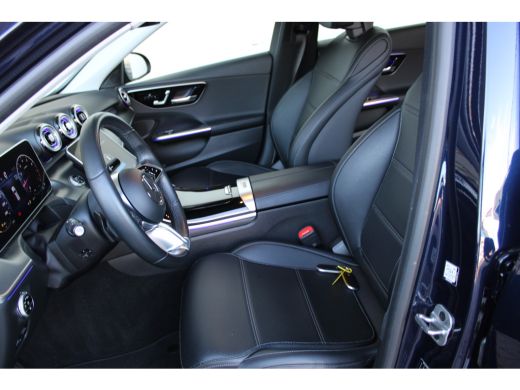 Mercedes C-Klasse Estate 180 Luxury Line | Lichtmetalen velgen 18" | Navigatiesysteem full map + hard disk | Trekhaak ActivLease financial lease