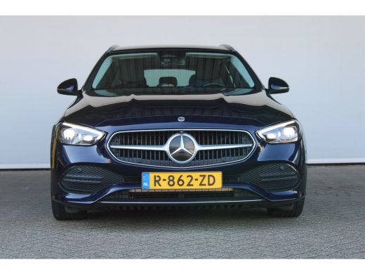 Mercedes C-Klasse Estate 180 Luxury Line | Lichtmetalen velgen 18" | Navigatiesysteem full map + hard disk | Trekhaak ActivLease financial lease