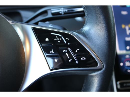 Mercedes C-Klasse Estate 180 Luxury Line | Lichtmetalen velgen 18" | Navigatiesysteem full map + hard disk | Trekhaak ActivLease financial lease