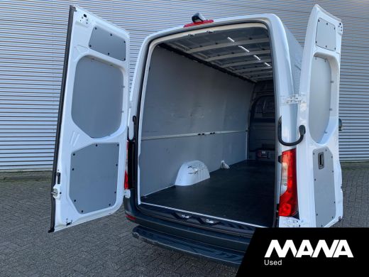 Mercedes Sprinter 315CDI 150pk L3H2 Automaat Climatronic Navigatie Camera CarPlay Keyless Cruise SideBar Dodehoek-A... ActivLease financial lease
