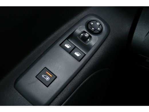 Peugeot Partner 1.5 BLUEHDI 130PK L1H1 DANGEL / NAVI / AIRCO / 4X4 / DAB / TREKHAAK / WINTERPAKKET / BLUETOOTH / ... ActivLease financial lease