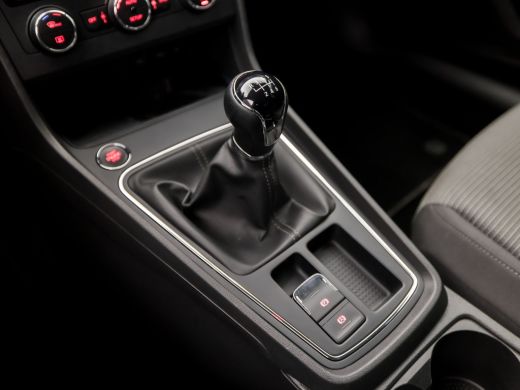 Seat León ST 1.0 TSI Style Ultimate Edition (APPLE CARPLAY, NAVIGATIE, CLIMATE, CAMERA, GETINT GLAS, SPORTSTOE... ActivLease financial lease