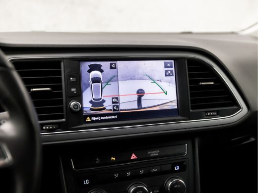 Seat León ST 1.0 TSI Style Ultimate Edition (APPLE CARPLAY, NAVIGATIE, CLIMATE, CAMERA, GETINT GLAS, SPORTSTOE... ActivLease financial lease