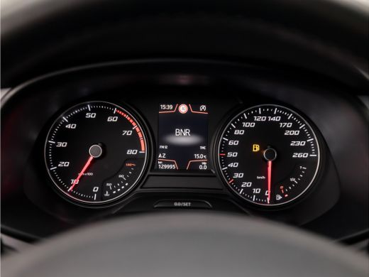 Seat León ST 1.0 TSI Style Ultimate Edition (APPLE CARPLAY, NAVIGATIE, CLIMATE, CAMERA, GETINT GLAS, SPORTSTOE... ActivLease financial lease