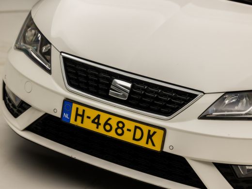 Seat León ST 1.0 TSI Style Ultimate Edition (APPLE CARPLAY, NAVIGATIE, CLIMATE, CAMERA, GETINT GLAS, SPORTSTOE... ActivLease financial lease