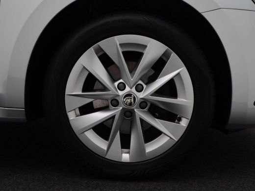 Skoda Octavia Combi 1.0 TSi 110 Pk Business Edition | Navigatie | Trekhaak | Privacy Glass | Elektrische Achter... ActivLease financial lease
