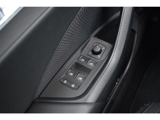 Skoda Octavia Combi 1.5 TSI First Edition | 150 PK | CarPlay | Virtual | Stoelverw. ActivLease financial lease