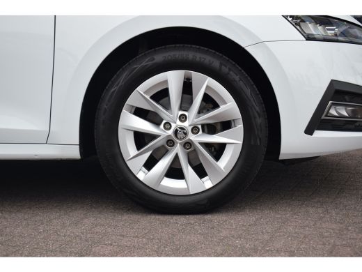 Skoda Octavia Combi 1.5 TSI First Edition | 150 PK | CarPlay | Virtual | Stoelverw. ActivLease financial lease