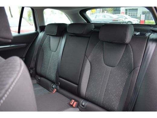 Skoda Octavia Combi 1.5 TSI First Edition | 150 PK | CarPlay | Virtual | Stoelverw. ActivLease financial lease