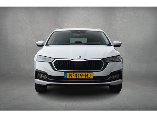 Skoda Octavia Combi 1.5 TSI First Edition | 150 PK | CarPlay | Virtual | Stoelverw. ActivLease financial lease