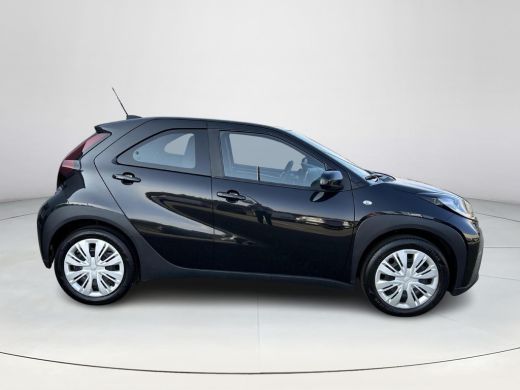 Toyota Aygo X 1.0 VVT-i MT Play ActivLease financial lease