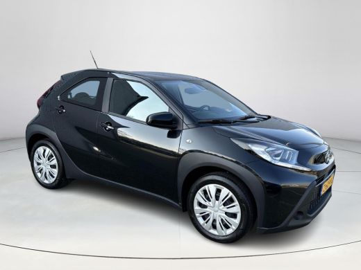 Toyota Aygo X 1.0 VVT-i MT Play ActivLease financial lease