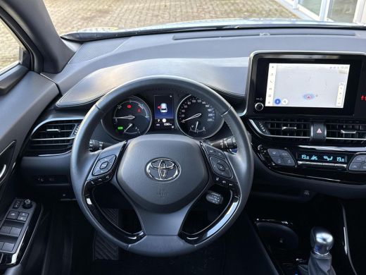 Toyota C-HR 1.8 Hybrid Style **STOELVERWARMING/ DODEHOEK DETECTIE/ ADAPTIEF CRUISE CONTROL/ 36 MAANDEN GARANT... ActivLease financial lease