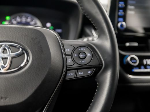 Toyota Corolla Touring Sports 1.8 Hybrid Active Sport Automaat (NAVIGATIE, CAMERA, ADAPTIVE CRUISE, SPORTSTOELEN, LANE ASSIST, ... ActivLease financial lease