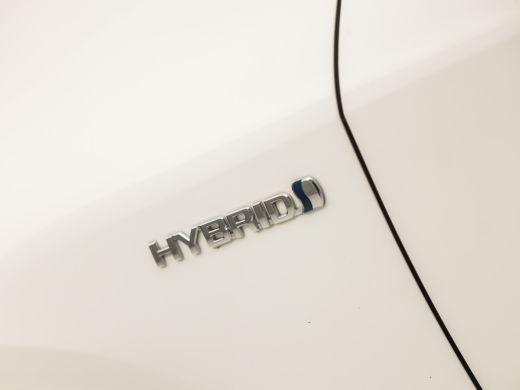 Toyota Corolla Touring Sports 1.8 Hybrid Active Sport Automaat (NAVIGATIE, CAMERA, ADAPTIVE CRUISE, SPORTSTOELEN, LANE ASSIST, ... ActivLease financial lease