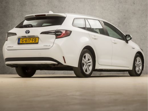 Toyota Corolla Touring Sports 1.8 Hybrid Active Sport Automaat (NAVIGATIE, CAMERA, ADAPTIVE CRUISE, SPORTSTOELEN, LANE ASSIST, ... ActivLease financial lease