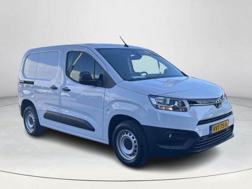 Toyota PROACE CITY 1.5 D-4D Navigator ActivLease financial lease