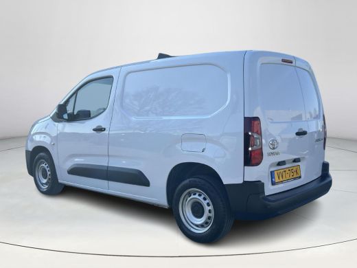 Toyota PROACE CITY 1.5 D-4D Navigator ActivLease financial lease