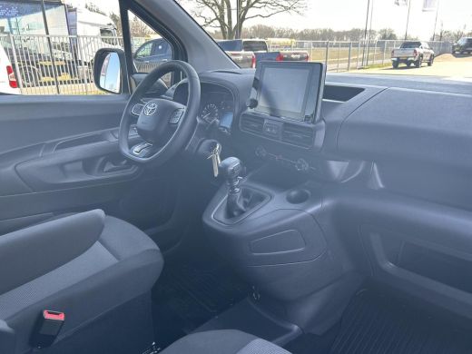 Toyota PROACE CITY 1.5 D-4D Navigator ActivLease financial lease