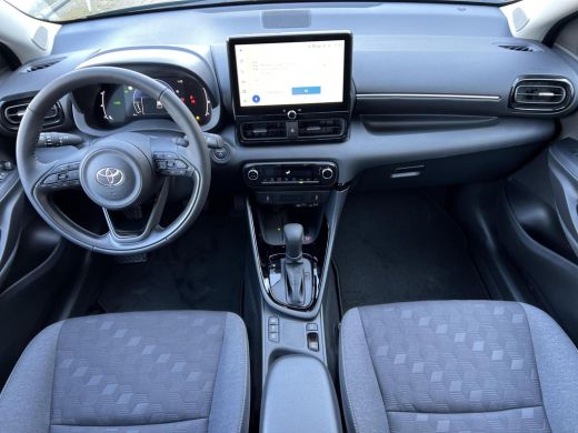 Toyota Yaris 1.5 Hybrid 115 Dynamic Comfort Pack | Stuurwielverwarming | BSM | PDC voor en achter ActivLease financial lease