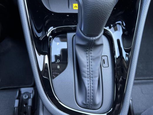 Toyota Yaris 1.5 Hybrid 115 Dynamic Comfort Pack | Stuurwielverwarming | BSM | PDC voor en achter ActivLease financial lease
