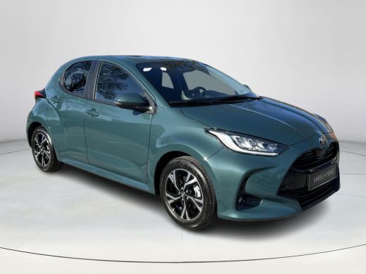 Toyota Yaris 1.5 Hybrid 115 Dynamic Comfort Pack | Stuurwielverwarming | BSM | PDC voor en achter ActivLease financial lease