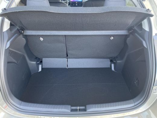 Toyota Yaris 1.5 Hybrid 115 Dynamic | Nieuw uit voorraad leverbaar | 10 jaar / 200.000 km garantie | ActivLease financial lease