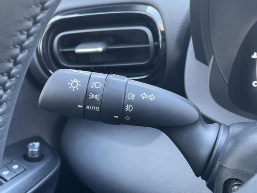 Toyota Yaris 1.5 Hybrid 115 Dynamic | Nieuw uit voorraad leverbaar | 10 jaar / 200.000 km garantie | ActivLease financial lease