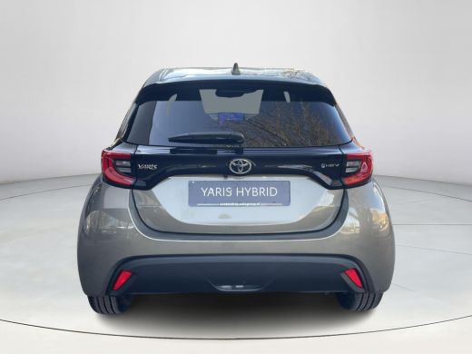Toyota Yaris 1.5 Hybrid 115 Dynamic | Nieuw uit voorraad leverbaar | 10 jaar / 200.000 km garantie | ActivLease financial lease
