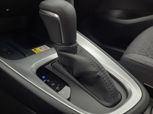 Toyota Yaris Cross 1.5 Hybrid Executive | Panorama dak | Apple CarPlay | Elektr. klep | Rijklaarprijs incl. garantie | ActivLease financial lease