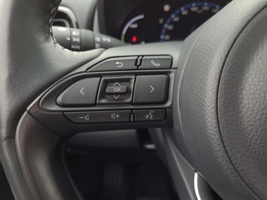 Toyota Yaris Cross 1.5 Hybrid Executive | Panorama dak | Apple CarPlay | Elektr. klep | Rijklaarprijs incl. garantie | ActivLease financial lease