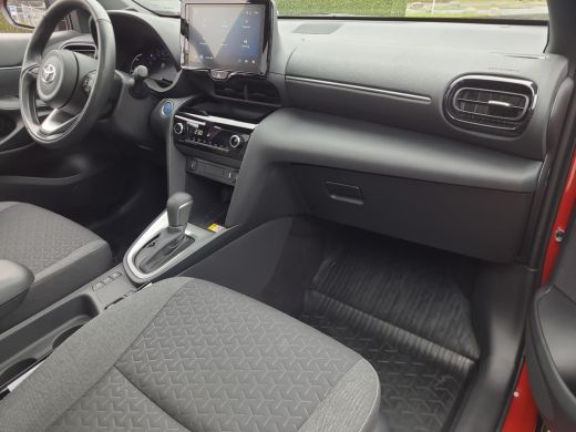 Toyota Yaris Cross 1.5 Hybrid Executive | Panorama dak | Apple CarPlay | Elektr. klep | Rijklaarprijs incl. garantie | ActivLease financial lease