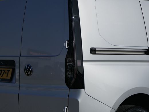 Volkswagen Caddy Cargo 2.0 TDI Exclusive | Lichtmetalen Velgen | Navigatie | Camera | Verwarmde Voorruit | LED | Trekhaa... ActivLease financial lease