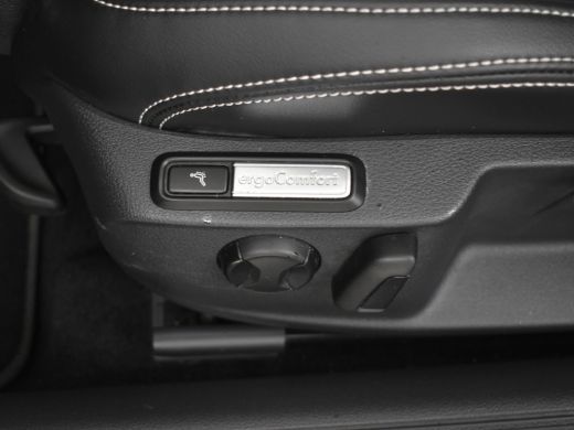 Volkswagen Passat Variant 1.4 TSI PHEV GTE Business 218 | Adaptief cruise control | Leder bekleding | Led koplampen... ActivLease financial lease
