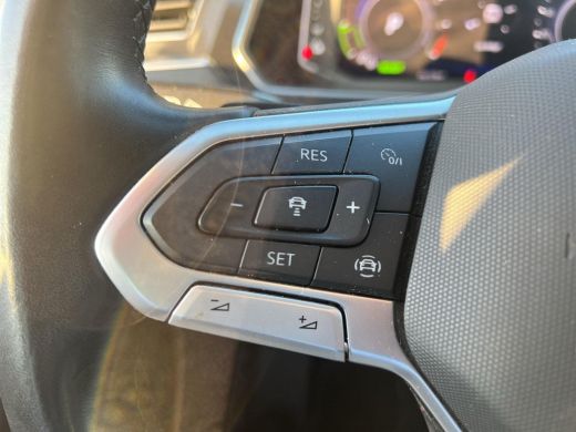 Volkswagen Tiguan 1.4 TSI eHybrid Life | 245Pk | PHEV | Trekhaak | ACC | Elec. klep | ActivLease financial lease