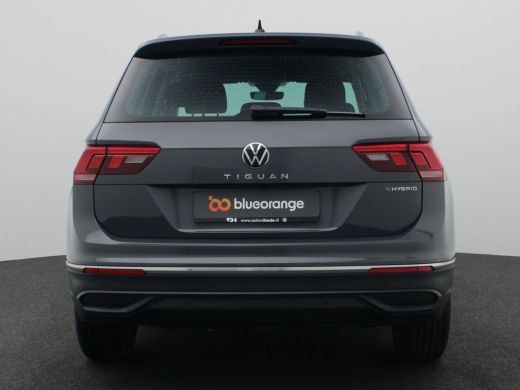 Volkswagen Tiguan 1.4 TSI eHybrid Life Business 245PK DSG full led, adaptive cruise, achteruitrijcamera, elek. bedi... ActivLease financial lease