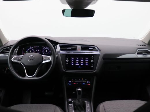 Volkswagen Tiguan 1.4 TSI eHybrid Life Business 245PK DSG full led, adaptive cruise, achteruitrijcamera, elek. bedi... ActivLease financial lease