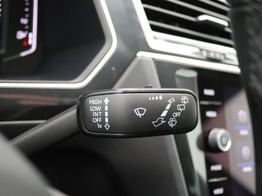 Volkswagen Tiguan 1.4 TSI eHybrid Life Business 245PK DSG full led, adaptive cruise, achteruitrijcamera, elek. bedi... ActivLease financial lease
