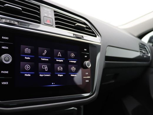 Volkswagen Tiguan 1.4 TSI eHybrid Life Business 245PK DSG full led, adaptive cruise, achteruitrijcamera, elek. bedi... ActivLease financial lease