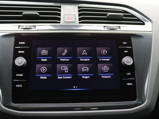 Volkswagen Tiguan 1.4 TSI eHybrid Life Business 245PK DSG full led, adaptive cruise, achteruitrijcamera, elek. bedi... ActivLease financial lease