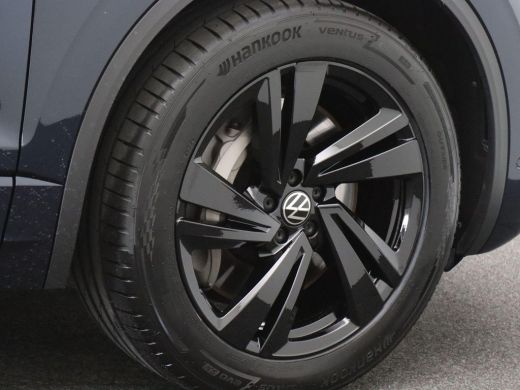 Volkswagen Touareg 3.0 TSi eHybrid 4MOTION Elegance 381PK DSG luchtvering, elektrisch verstelbare stoelen, matrix le... ActivLease financial lease