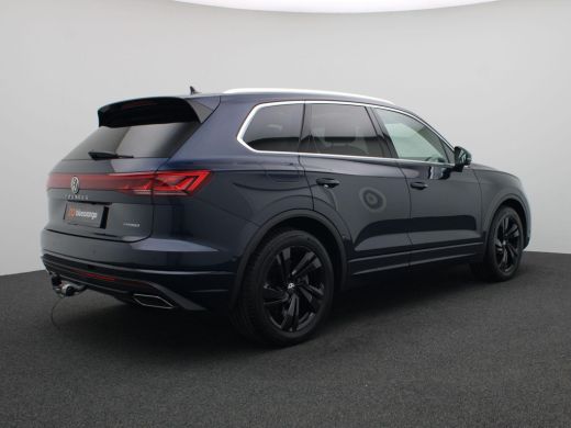Volkswagen Touareg 3.0 TSi eHybrid 4MOTION Elegance 381PK DSG luchtvering, elektrisch verstelbare stoelen, matrix le... ActivLease financial lease