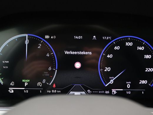 Volkswagen Touareg 3.0 TSi eHybrid 4MOTION Elegance 381PK DSG luchtvering, elektrisch verstelbare stoelen, matrix le... ActivLease financial lease