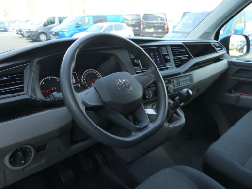 Volkswagen Transporter 2.0 TDI L1H1 26 Economy Business | Trekhaak | Bijrijdersbank | Cruise Control | Parkeersensoren ActivLease financial lease